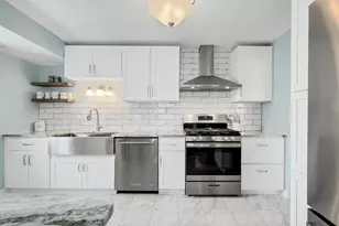 6921 Martin Dr, Woodridge, IL 60517 - Photo 5