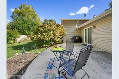 6921 Martin Drive, Woodridge, IL 60517 - Photo 27