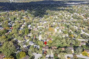 6921 Martin Dr, Woodridge, IL 60517 - Photo 29