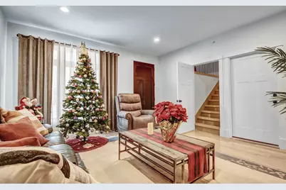 8332 S 78th Court, Justice, IL 60458 - Photo 3