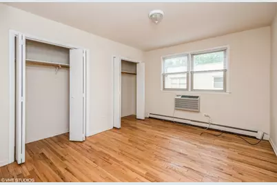 2001 W Touhy Avenue #202, Chicago, IL 60626 - Photo 3