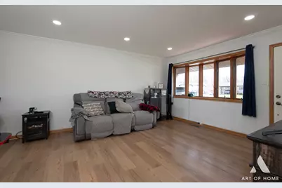 520 Glendale Lane, Hoffman Estates, IL 60169 - Photo 7