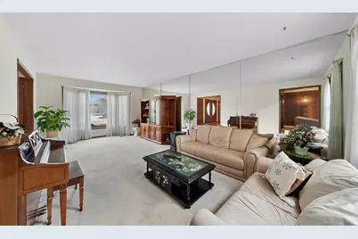 4111 Terri Lyn Lane, Northbrook, IL 60062 - Photo 7