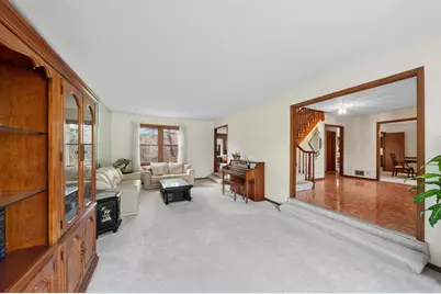 4111 Terri Lyn Lane, Northbrook, IL 60062 - Photo 5