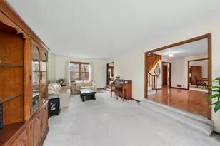 4111 Terri-Lyn Ln, Northbrook, IL 60062 - Photo 5