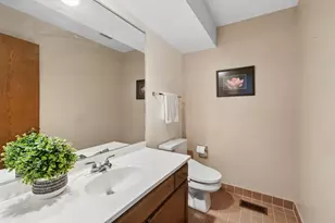 4111 Terri-Lyn Ln, Northbrook, IL 60062 - Photo 15