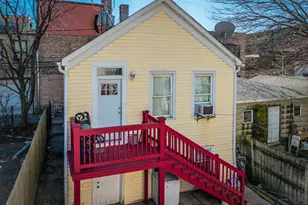 2423 W Moffat St, Chicago, IL 60647 - Photo 5