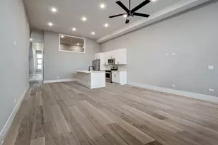 639 W 18th St, Chicago, IL 60616 - Photo 5