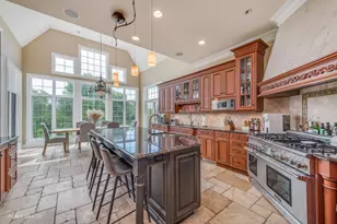 1235 MacAlpin Dr, Inverness, IL 60010 - Photo 3