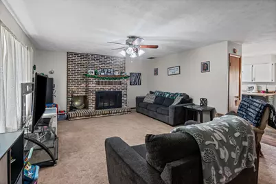 2107 Cedar Avenue, Salem, IL 62881 - Photo 7