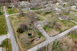 2107 Cedar Ave, Salem, IL 62881 - Photo 29