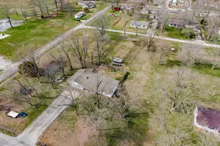 2107 Cedar Ave, Salem, IL 62881 - Photo 27