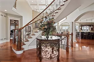 39W431 Longmeadow Ln, Saint Charles, IL 60175 - Photo 7