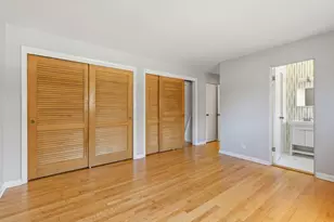 556 Barton Ave, Evanston, IL 60202 - Photo 17