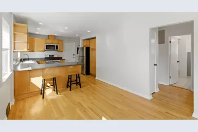 556 Barton Avenue #1, Evanston, IL 60202 - Photo 9