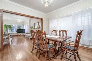 3039 N Haussen Ct, Chicago, IL 60618 - Photo 7