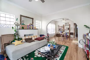 3039 N Haussen Ct, Chicago, IL 60618 - Photo 15