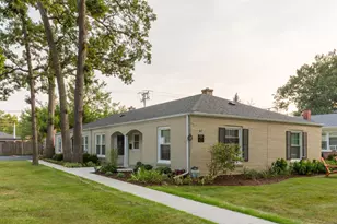 41 E North Ave, Lake Bluff, IL 60044 - Photo 1