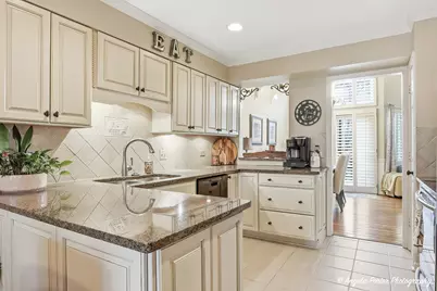 890 Shoreline Road, Lake Barrington, IL 60010 - Photo 3