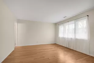 7666 S 88 Ct, Justice, IL 60458 - Photo 15