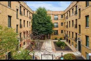 732 W Roscoe St, Chicago, IL 60657 - Photo 1