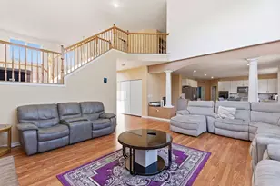 829 Lindsey Ln, Bolingbrook, IL 60440 - Photo 15