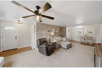 418 E Wall Street, Morrison, IL 61270 - Photo 13