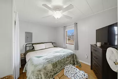 418 E Wall Street, Morrison, IL 61270 - Photo 15