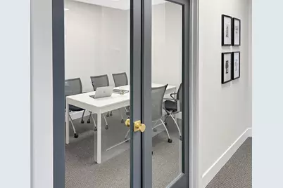 610 W Roosevelt Road #D2, Wheaton, IL 60187 - Photo 7