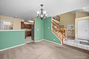 620 Stone Brook Ct, Elk Grove Village, IL 60007 - Photo 17