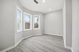 66 E 100th St, Chicago, IL 60628 - Photo 11