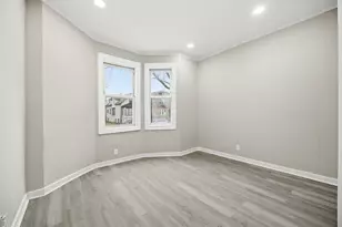 66 E 100th St, Chicago, IL 60628 - Photo 3