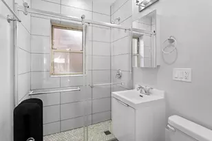 1633 W Chase Ave, Chicago, IL 60626 - Photo 11