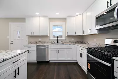 8356 Sayre Avenue, Burbank, IL 60459 - Photo 5
