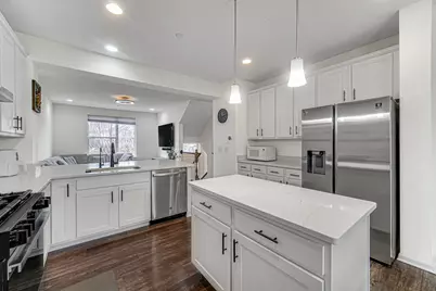 3S528 Cambridge Court, Warrenville, IL 60555 - Photo 7