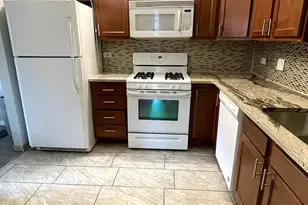 1446 Sutter Dr, Hanover Park, IL 60133 - Photo 7