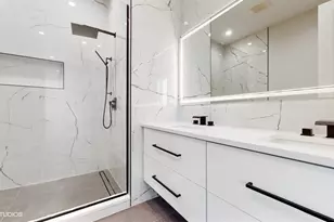 [Address not provided], Chicago, IL 60653 - Photo 13