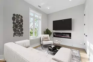 [Address not provided], Chicago, IL 60653 - Photo 3