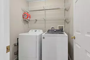 1110 Walker Ct, Antioch, IL 60002 - Photo 17