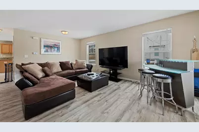 1110 Walker Court, Antioch, IL 60002 - Photo 5