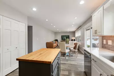 1015 Confederation Drive, Bartlett, IL 60103 - Photo 5