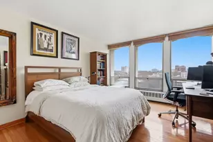 1400 E 55th Pl, Chicago, IL 60615 - Photo 9