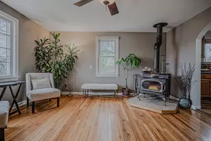 2212 Ravine Dr, Zion, IL 60099 - Photo 9