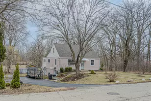 2212 Ravine Dr, Zion, IL 60099 - Photo 1