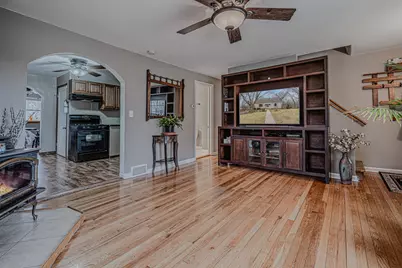 2212 Ravine Drive, Zion, IL 60099 - Photo 11