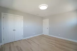 836 N Parkside Ave, Chicago, IL 60651 - Photo 11