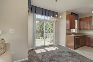 566 Pinebrook Dr, Bolingbrook, IL 60490 - Photo 5