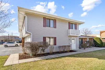 18 Dennis Court #18, Schaumburg, IL 60193 - Photo 1
