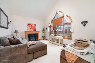 10400 Emerald Ave, Orland Park, IL 60467 - Photo 3