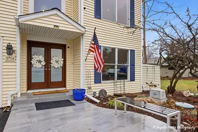 3704 W Lake Shore Drive, Wonder Lake, IL 60097 - Photo 5